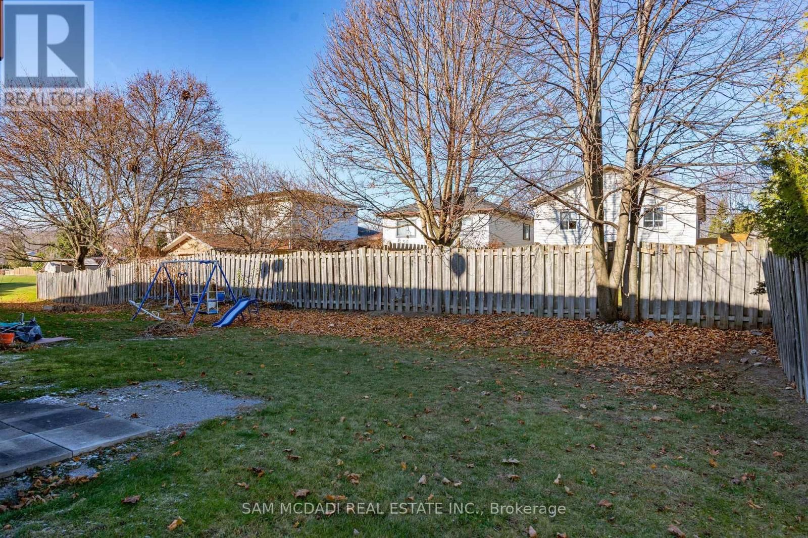 9 BIRCHFIELD DRIVE Image 19