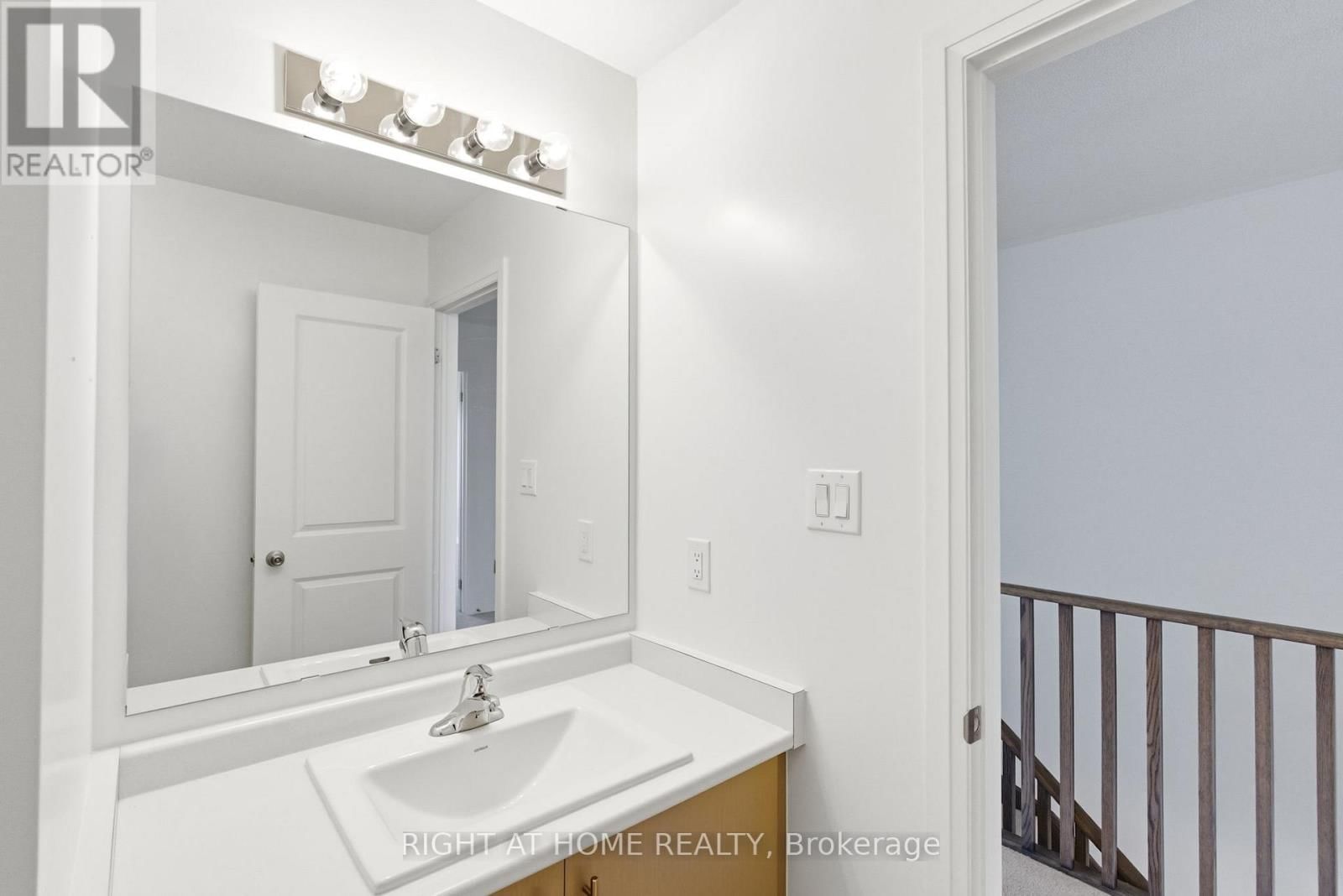 152 SAILORS LANDING Image 30