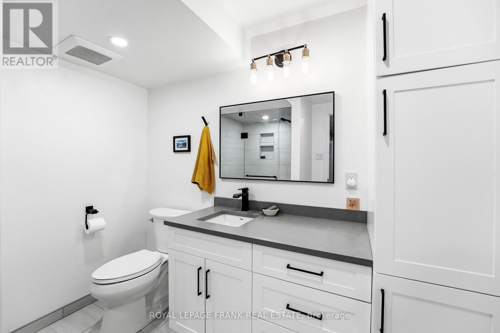 157 BLOSSOM COURT Image 30