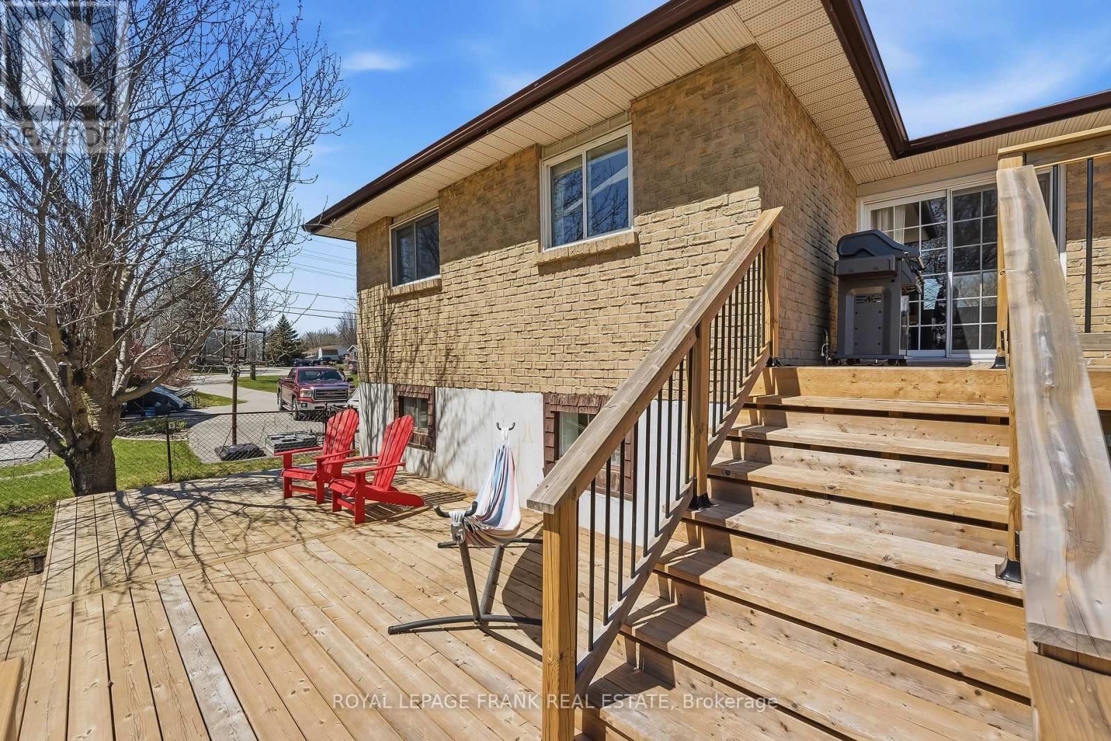 157 BLOSSOM COURT Image 36