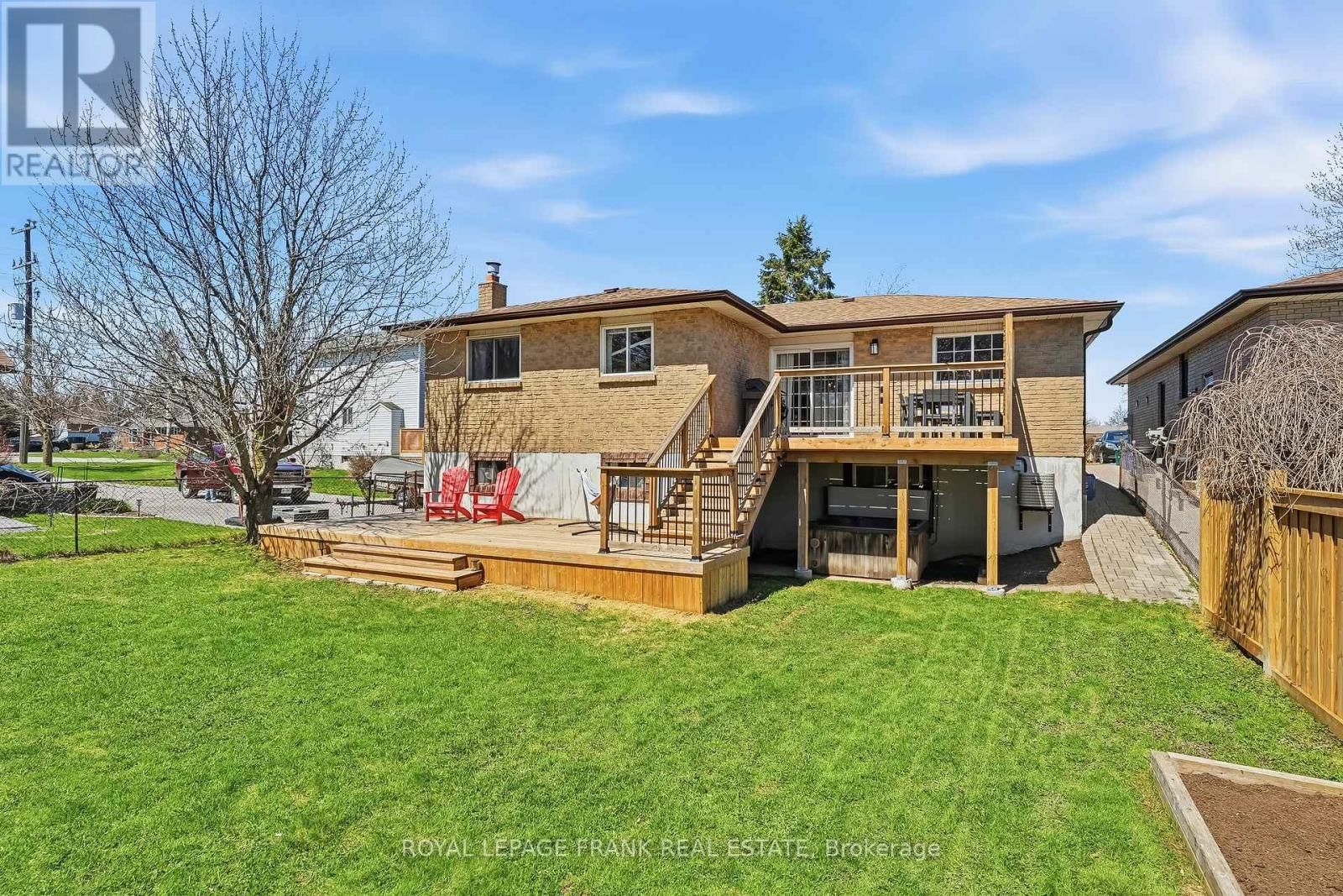 157 BLOSSOM COURT Image 37