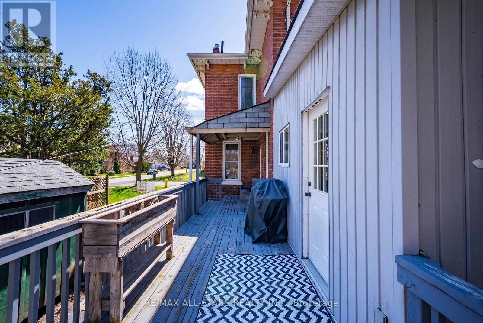 32 WELLINGTON STREET Image 43