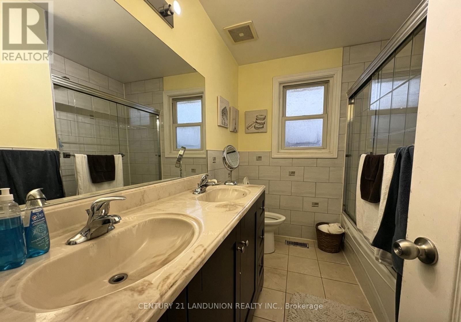 15 FORDOVER DRIVE Image 9