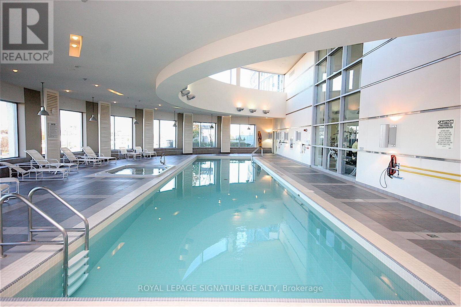 1203 - 36 LEE CENTRE DRIVE Image 15