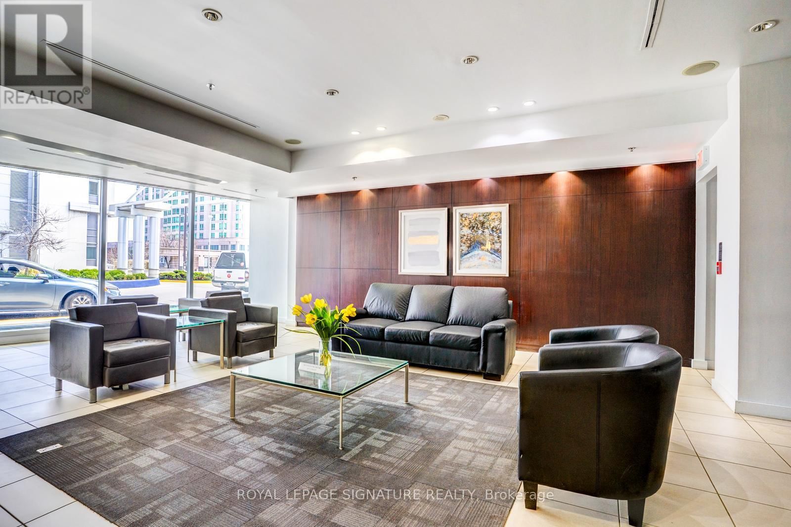 1203 - 36 LEE CENTRE DRIVE Image 21