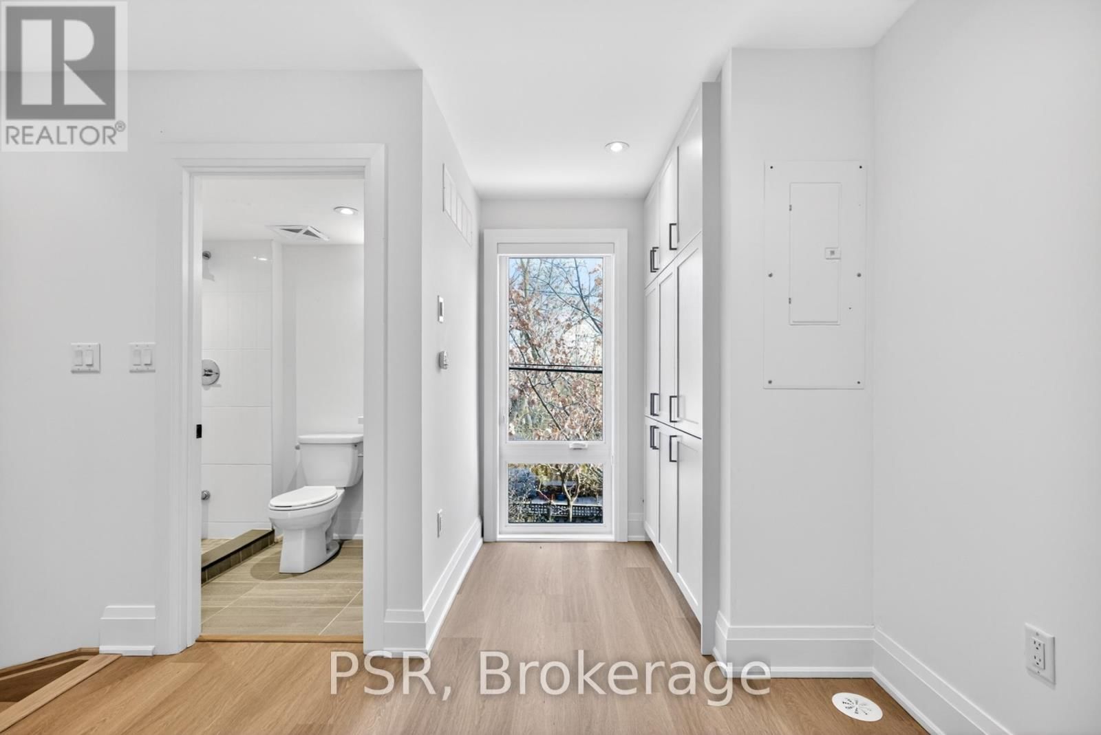 E - 53 HARRIET STREET Image 15