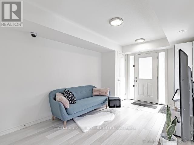 2584 LADYFERN CROSS AVENUE Image 4