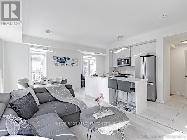 2584 LADYFERN CROSS AVENUE Image 9