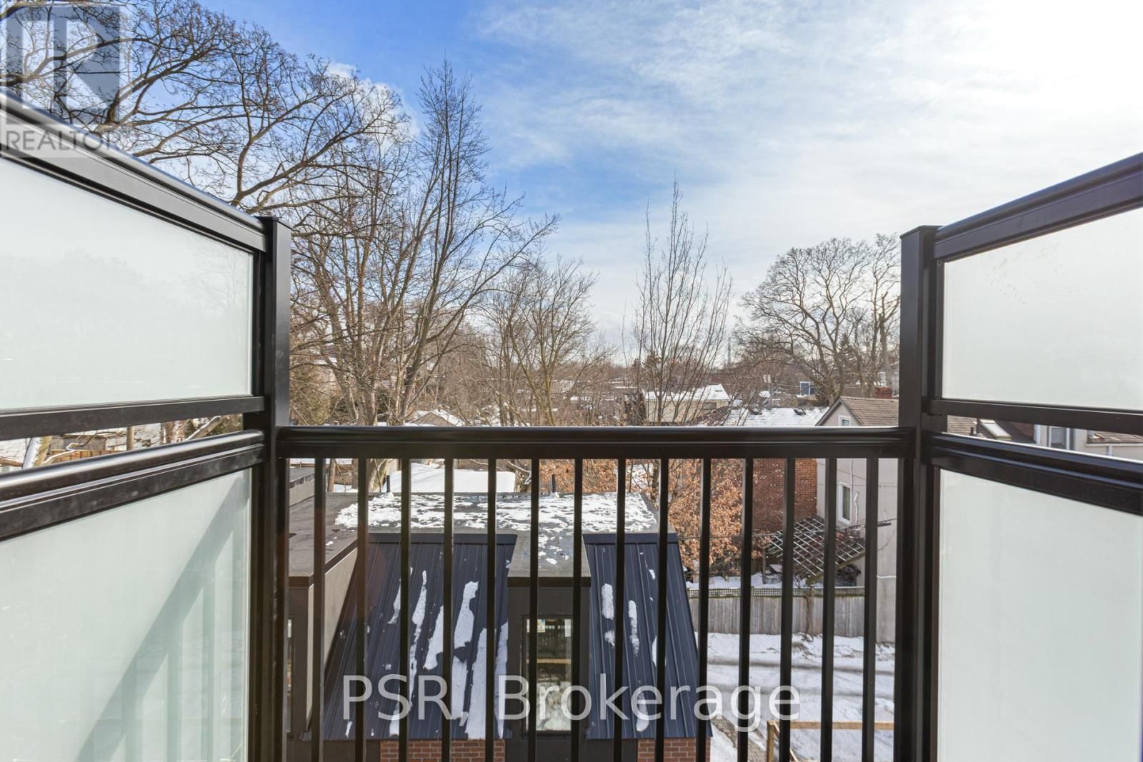 D - 55 HARRIET STREET Image 19