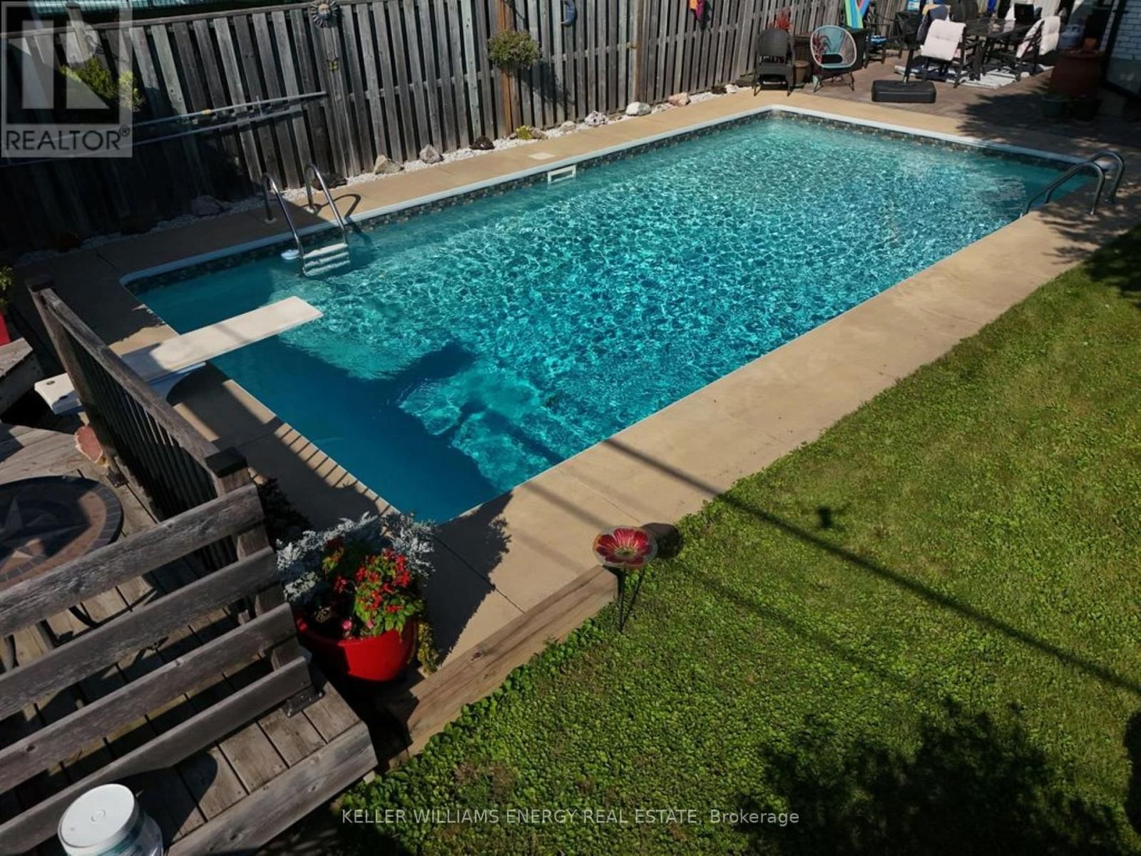 70 ORIOLE COURT Image 19