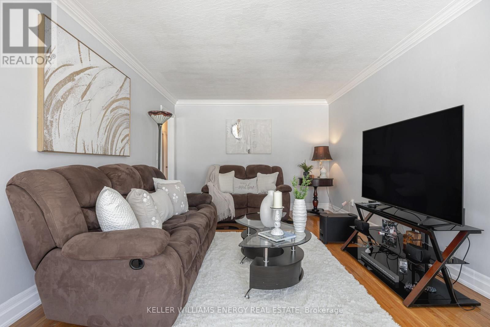 70 ORIOLE COURT Image 3