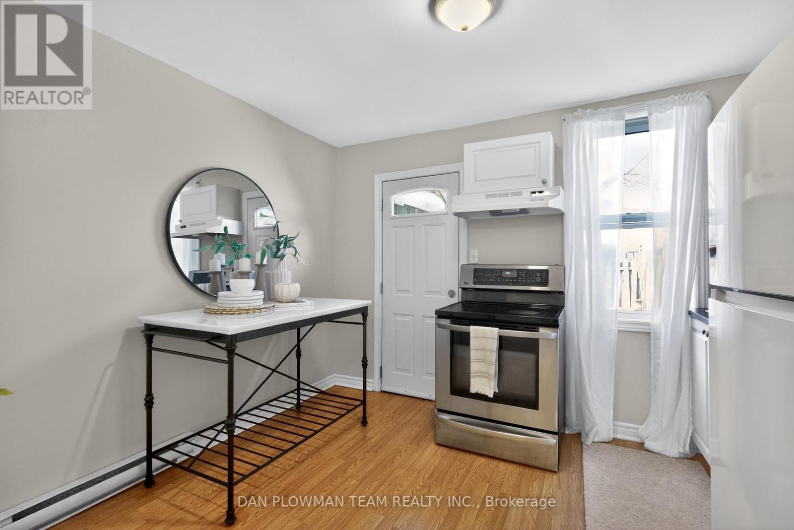 114 OLIVE AVENUE Image 6