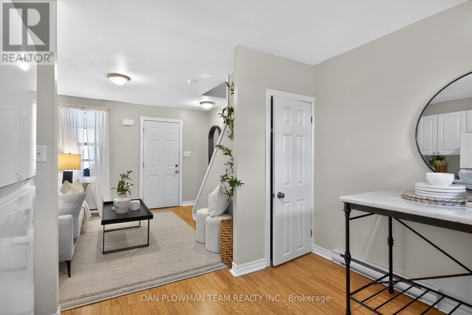 114 OLIVE AVENUE Image 7