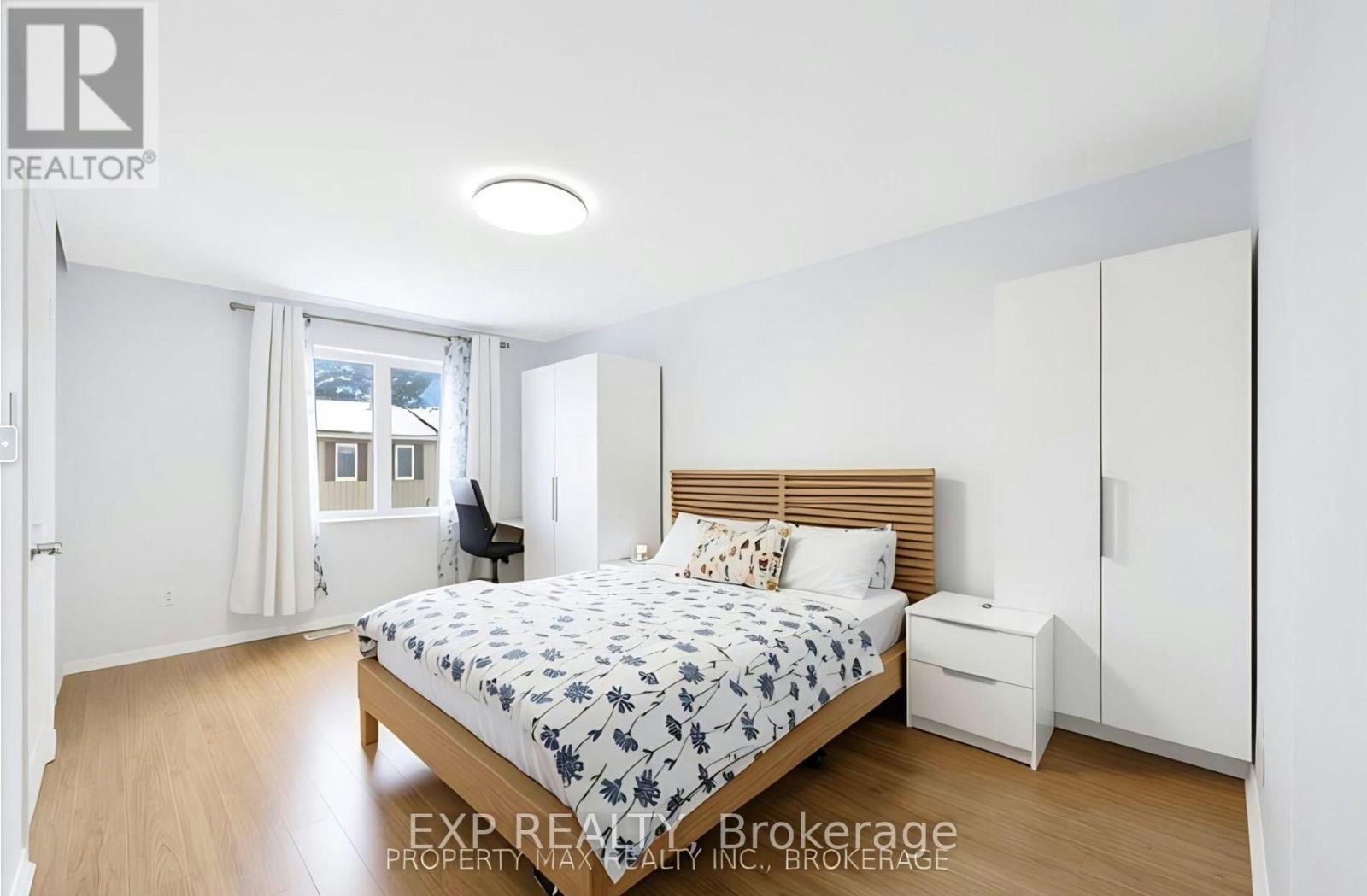 57 - 270 TIMBERBANK BOULEVARD Image 4