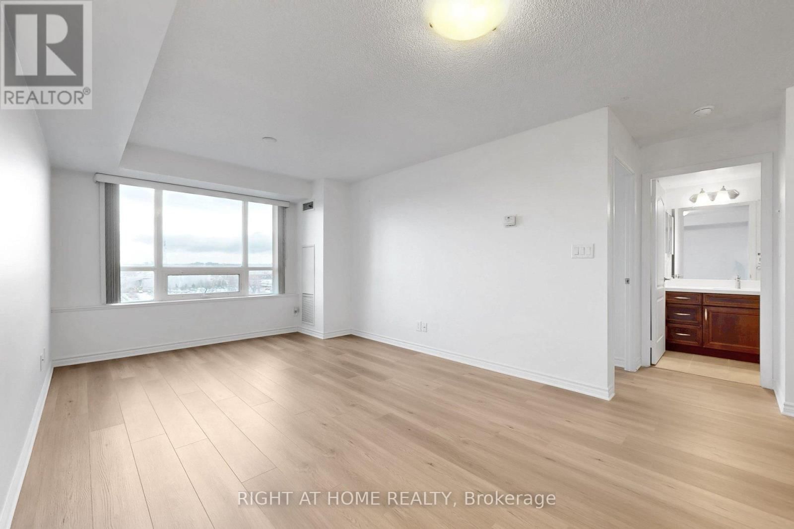 807 - 2020 MCNICOLL AVENUE Image 17