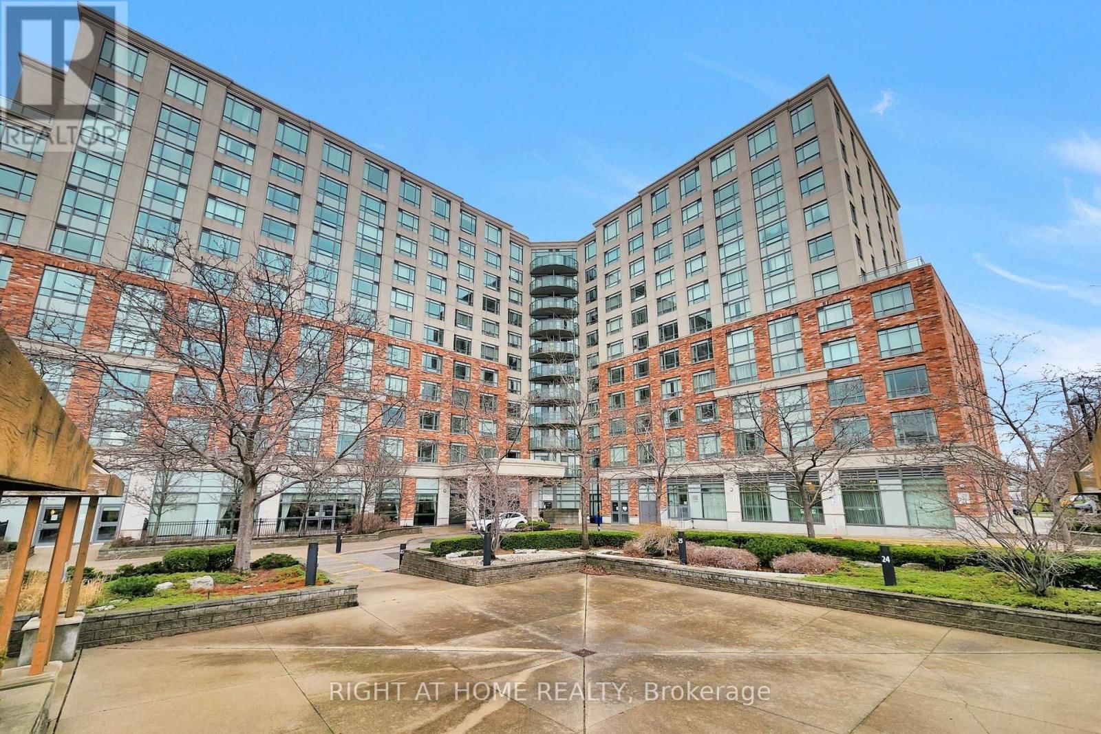 807 - 2020 MCNICOLL AVENUE Image 2