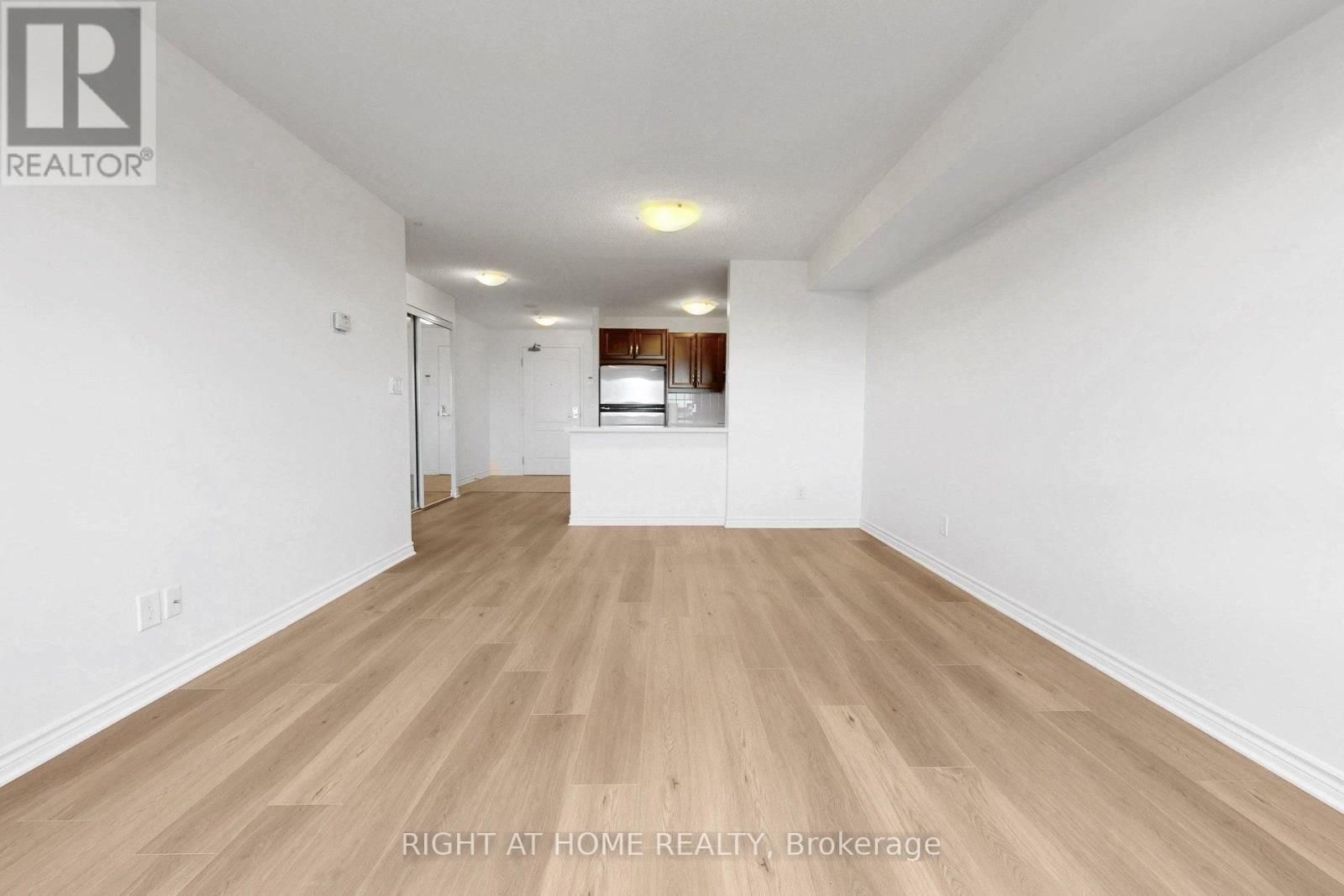 807 - 2020 MCNICOLL AVENUE Image 20