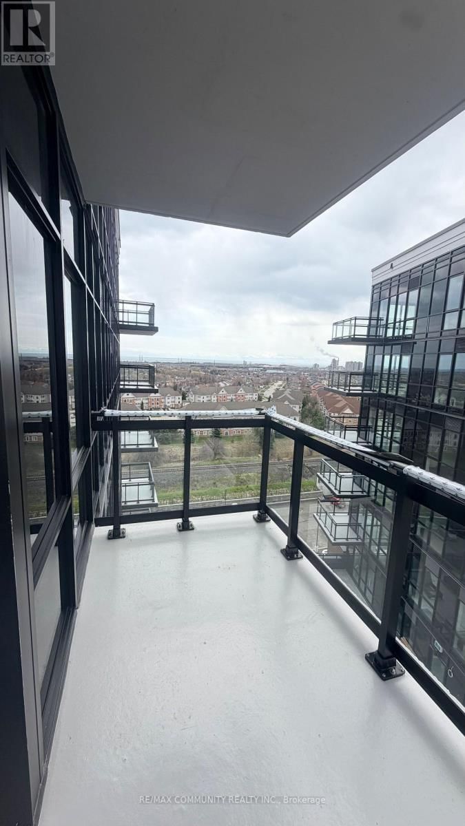 1112 - 51 CLARINGTON BOULEVARD Image 11