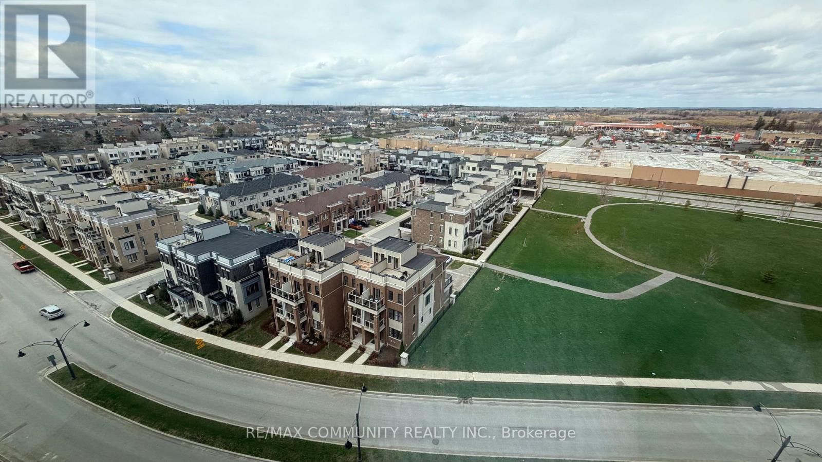 1112 - 51 CLARINGTON BOULEVARD Image 12