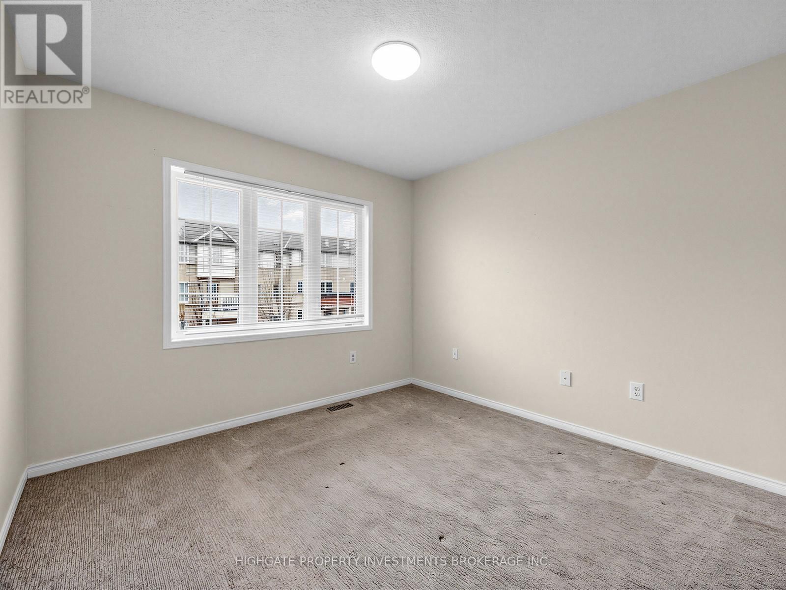 9 BARNHAM STREET Image 15