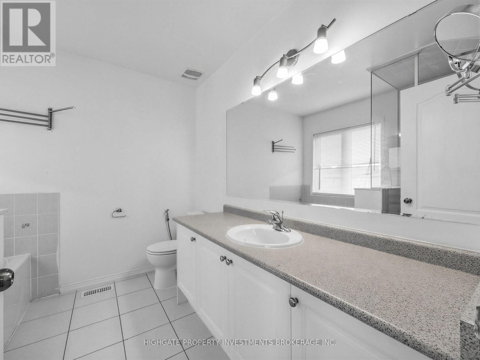 9 BARNHAM STREET Image 22