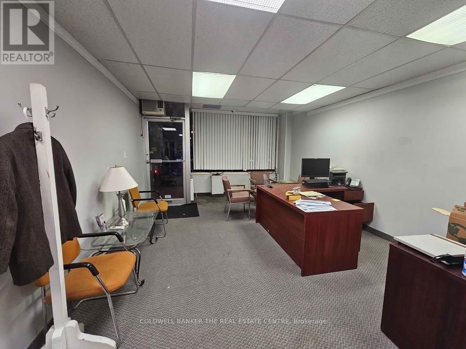 Main - 2869 KINGSTON Image 8