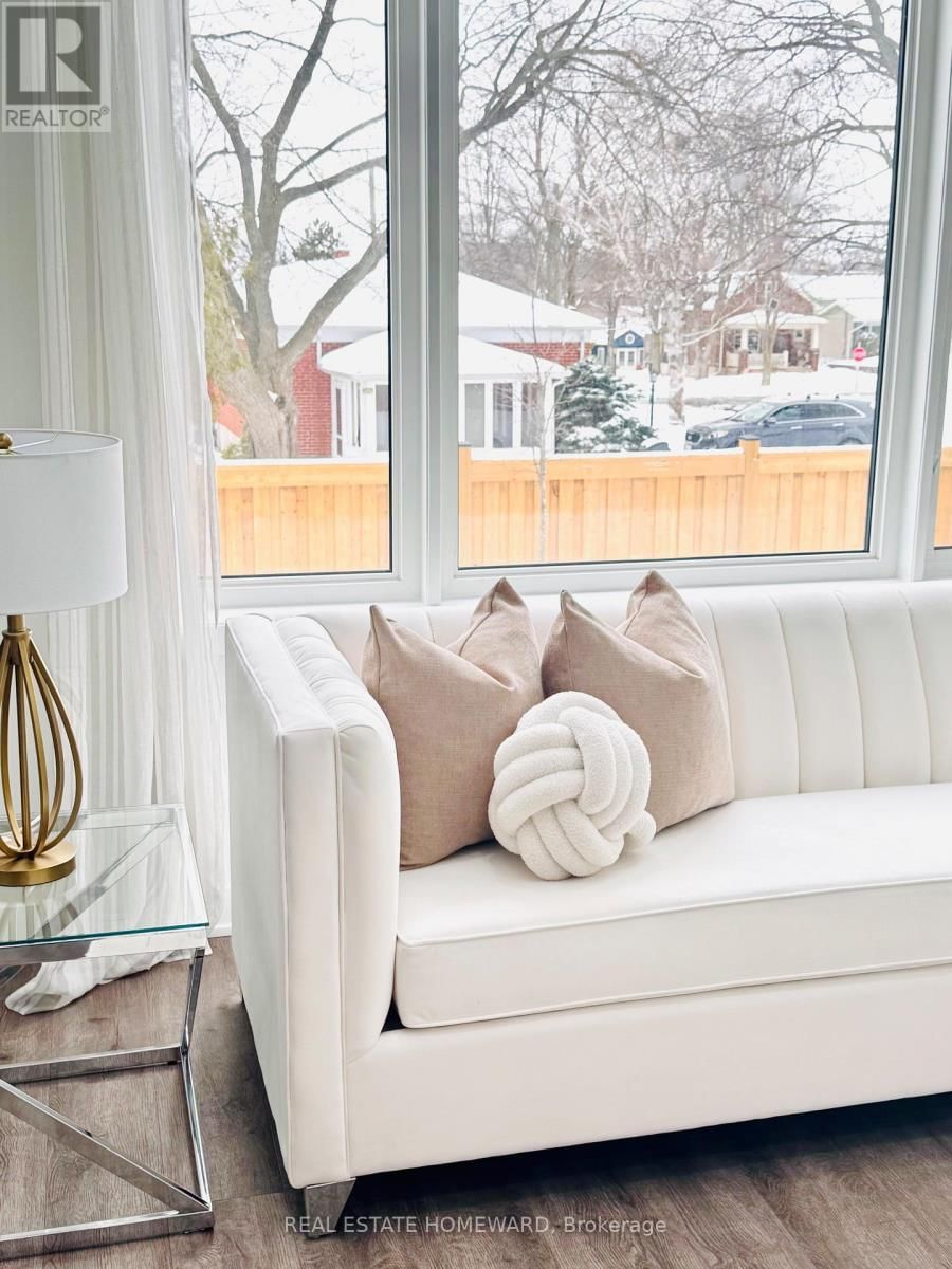 30 FRANK LLOYD WRIGHT STREET Image 15