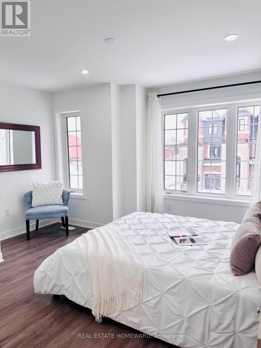 30 FRANK LLOYD WRIGHT STREET Image 20