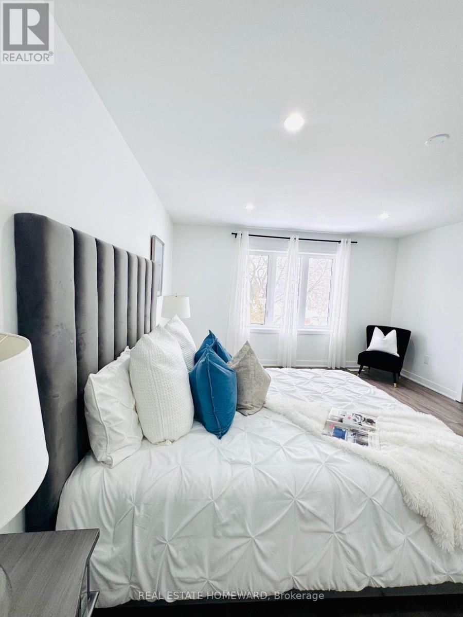 30 FRANK LLOYD WRIGHT STREET Image 22