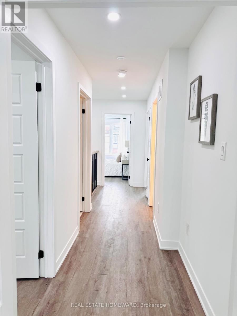 30 FRANK LLOYD WRIGHT STREET Image 23