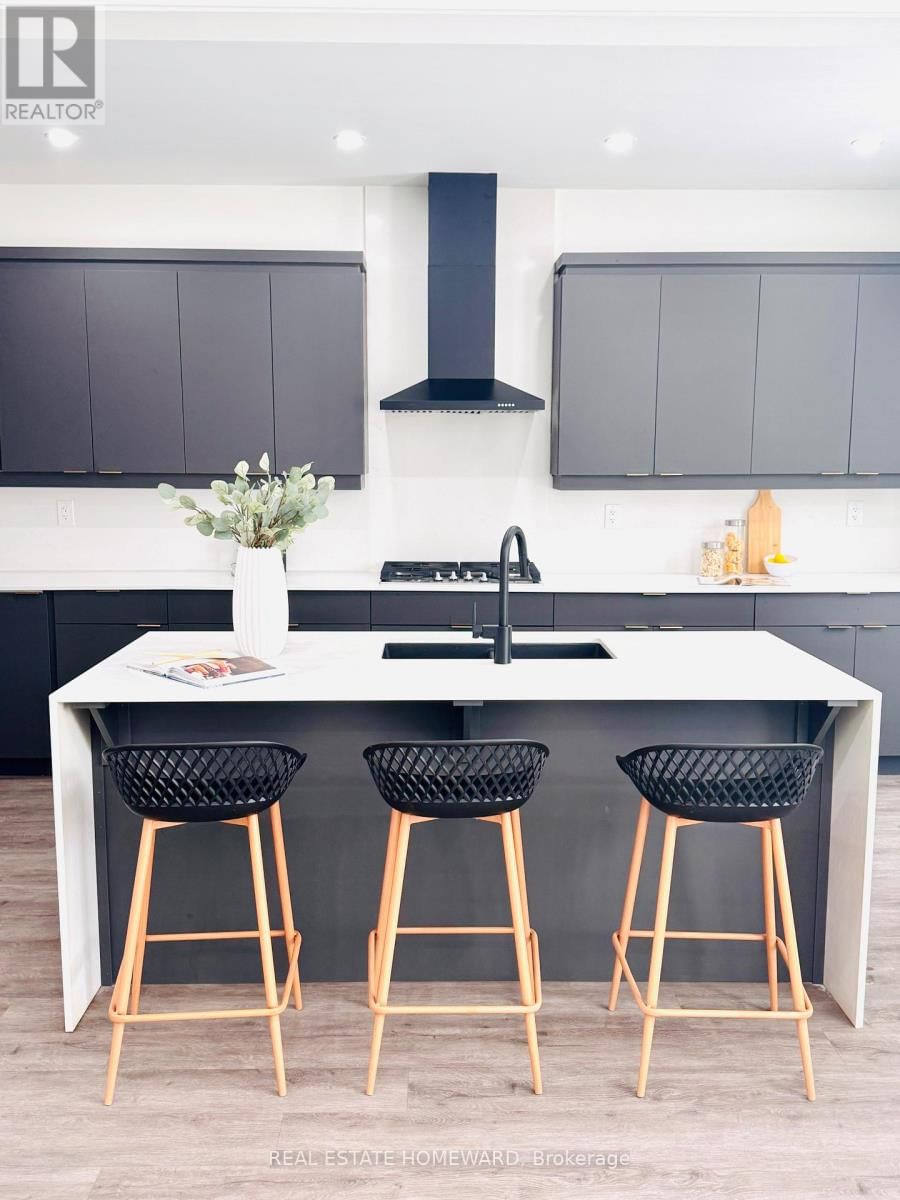 30 FRANK LLOYD WRIGHT STREET Image 3