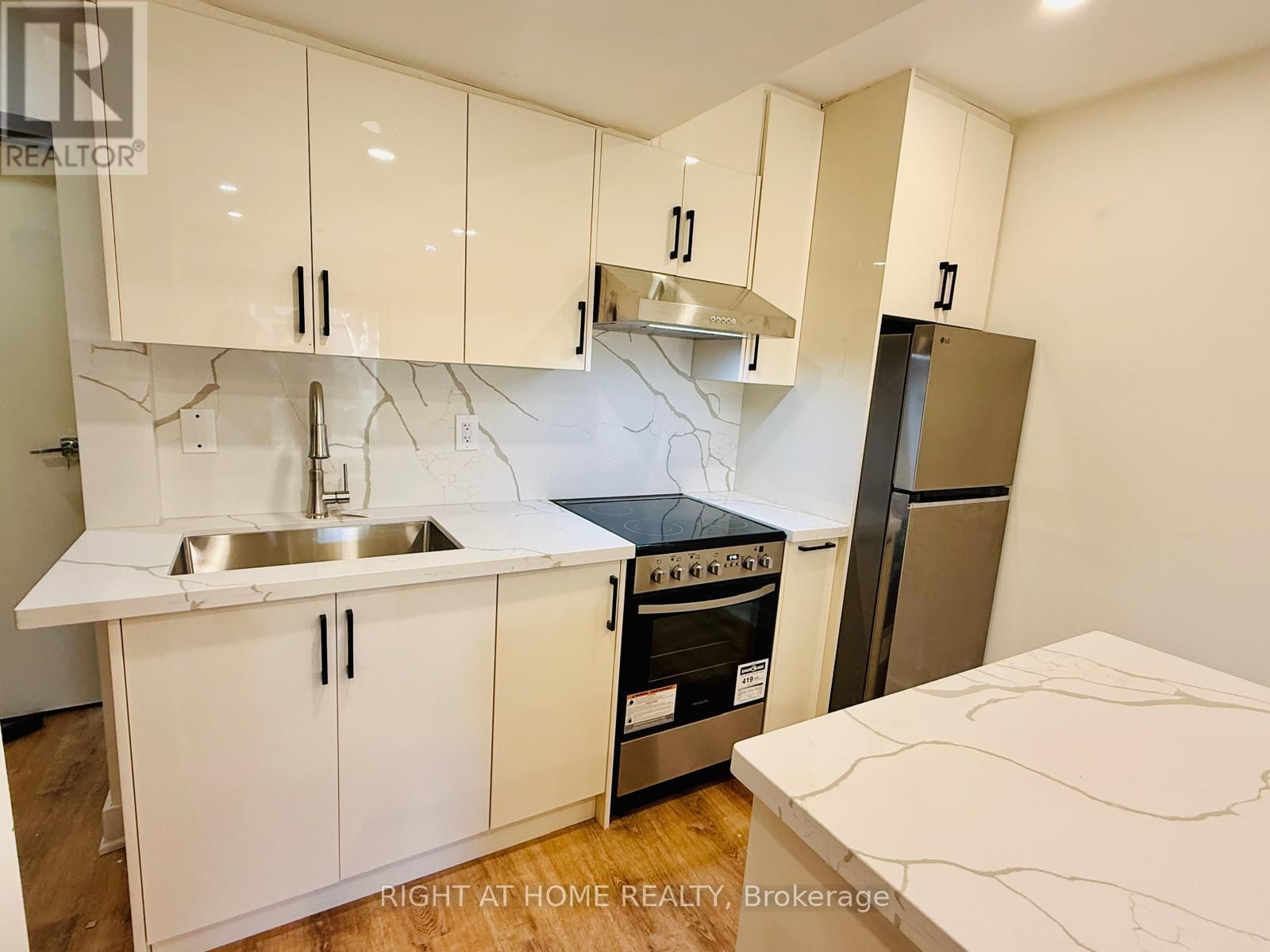 9 TILLEY DRIVE Image 5