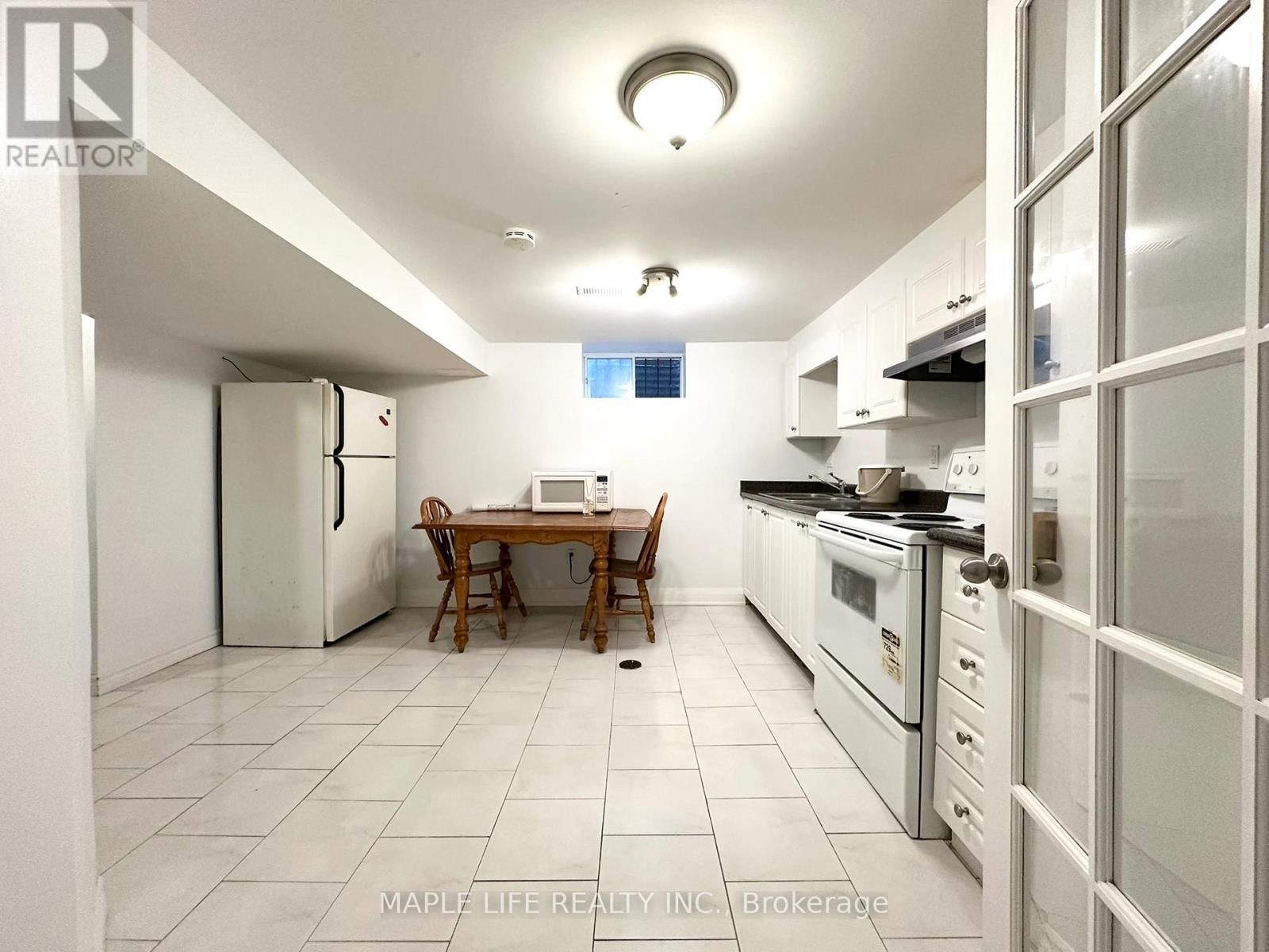 Bsmt - 37 PINEMEADOW BOULEVARD Image 8