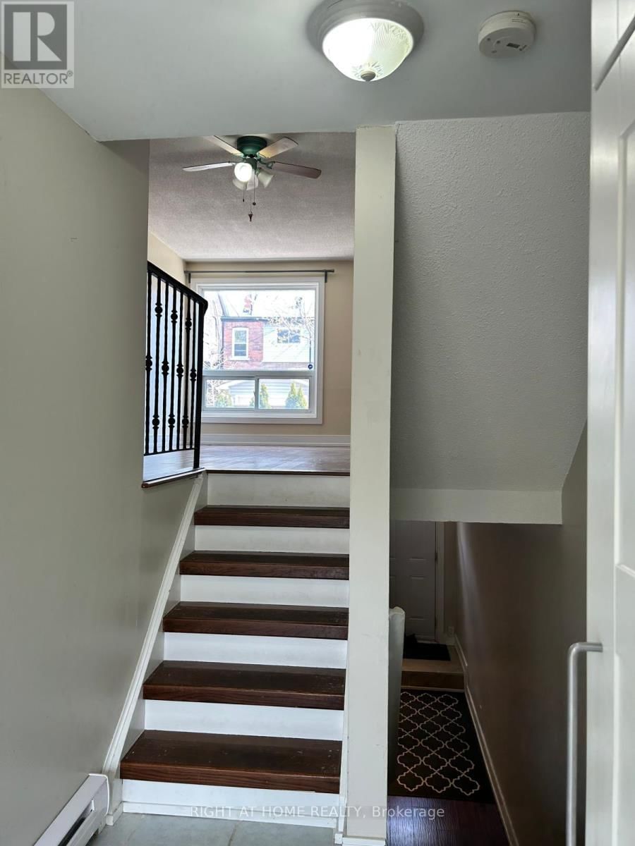 2 - 1666 QUEEN STREET EAST Image 10