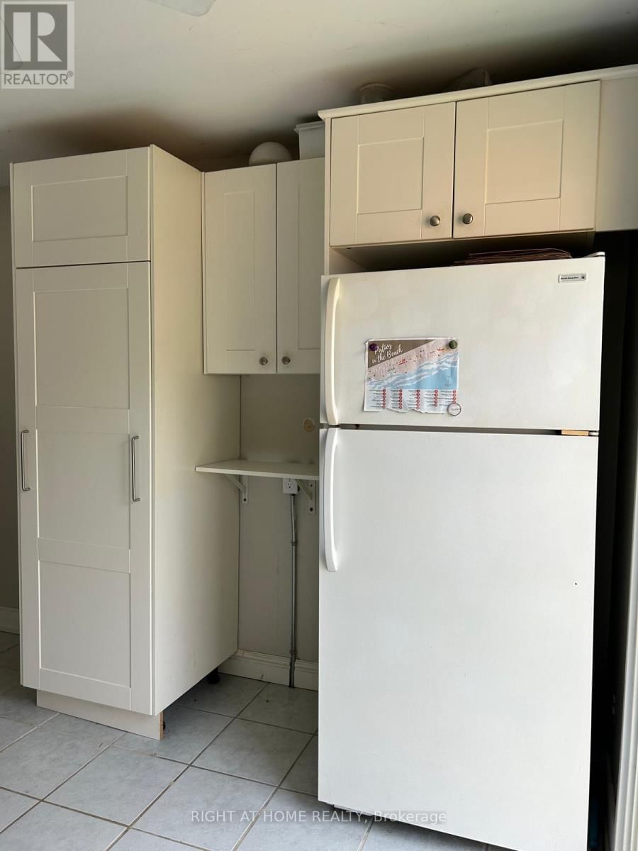 2 - 1666 QUEEN STREET EAST Image 7