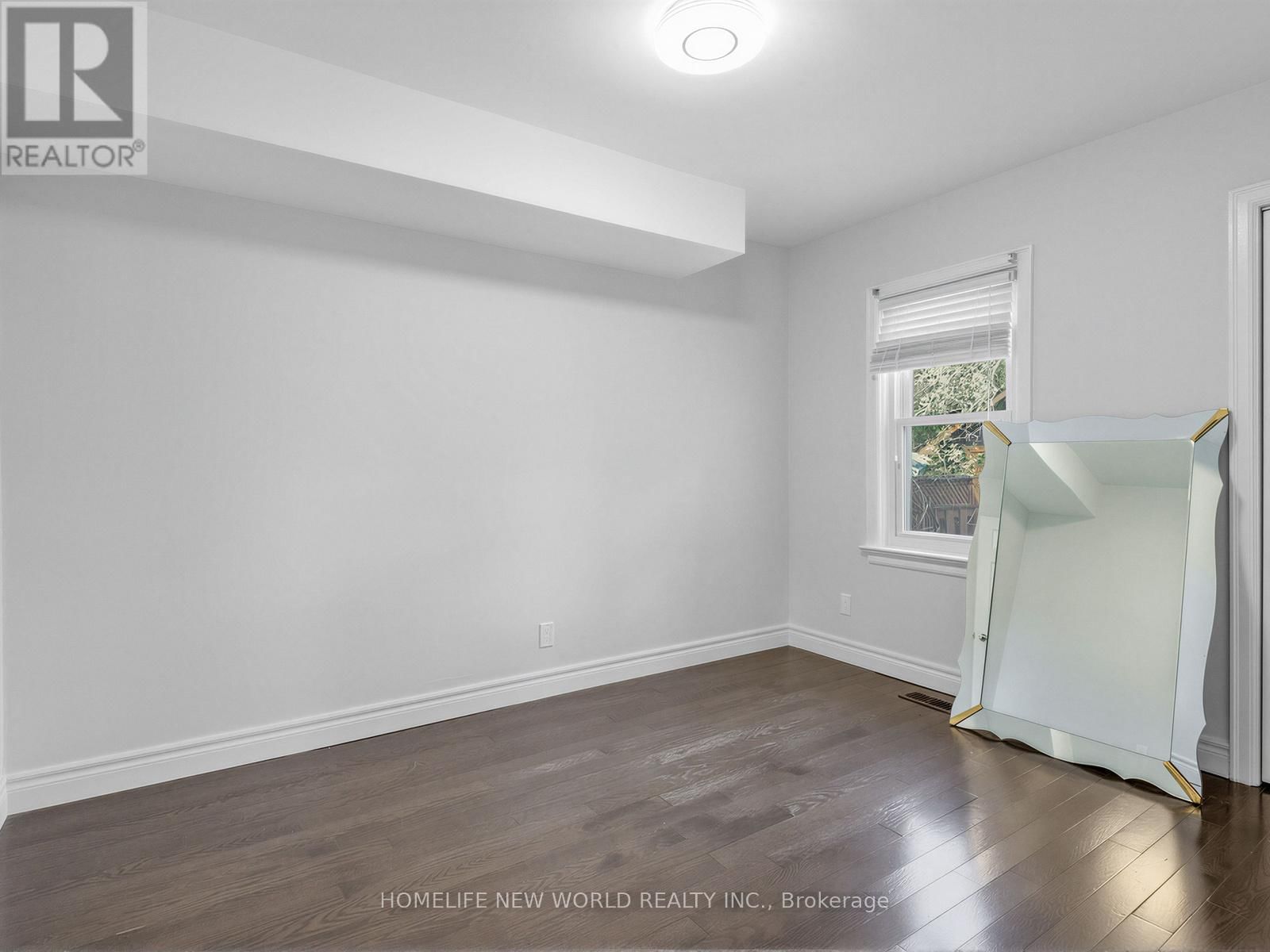 Main - 41 BINSWOOD AVENUE Image 17