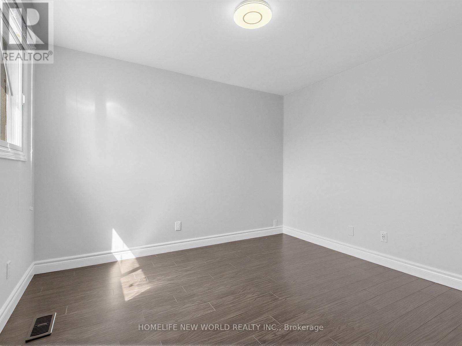 Main - 41 BINSWOOD AVENUE Image 20