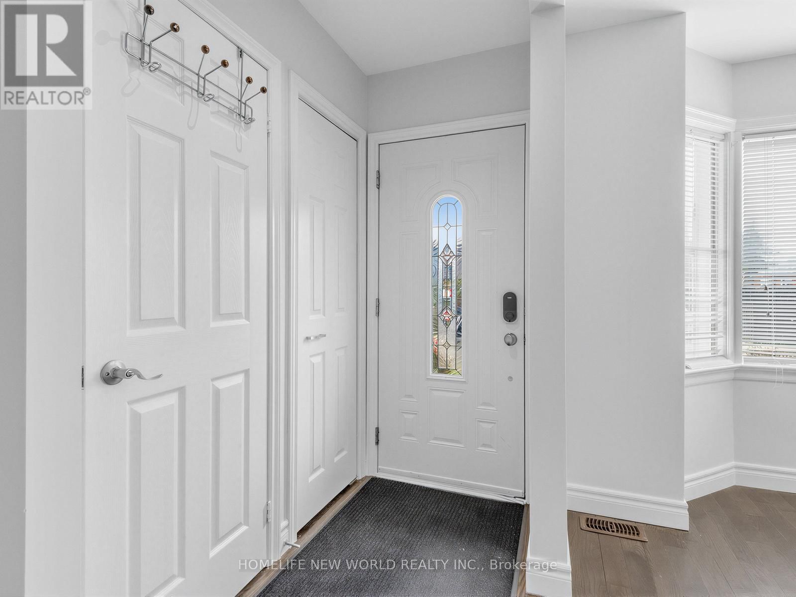 Main - 41 BINSWOOD AVENUE Image 6