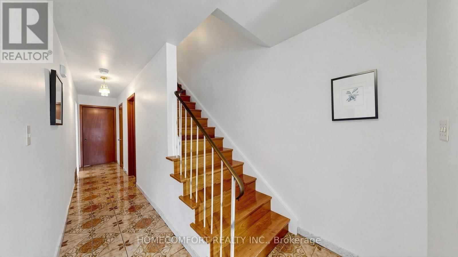 76 BARRINGTON AVENUE Image 19