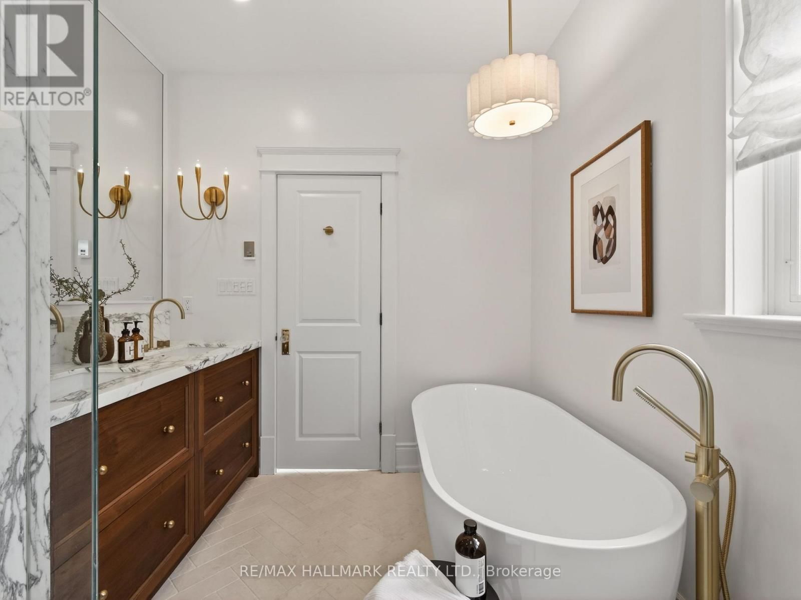 88 NEVILLE PARK BOULEVARD Image 21