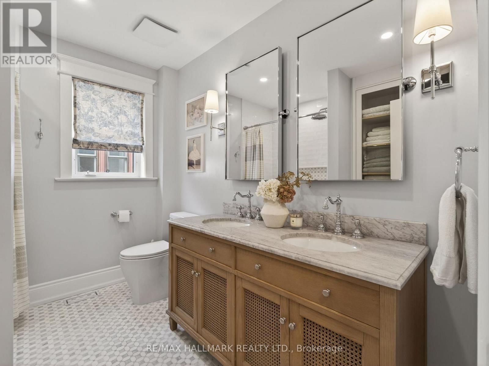 88 NEVILLE PARK BOULEVARD Image 30