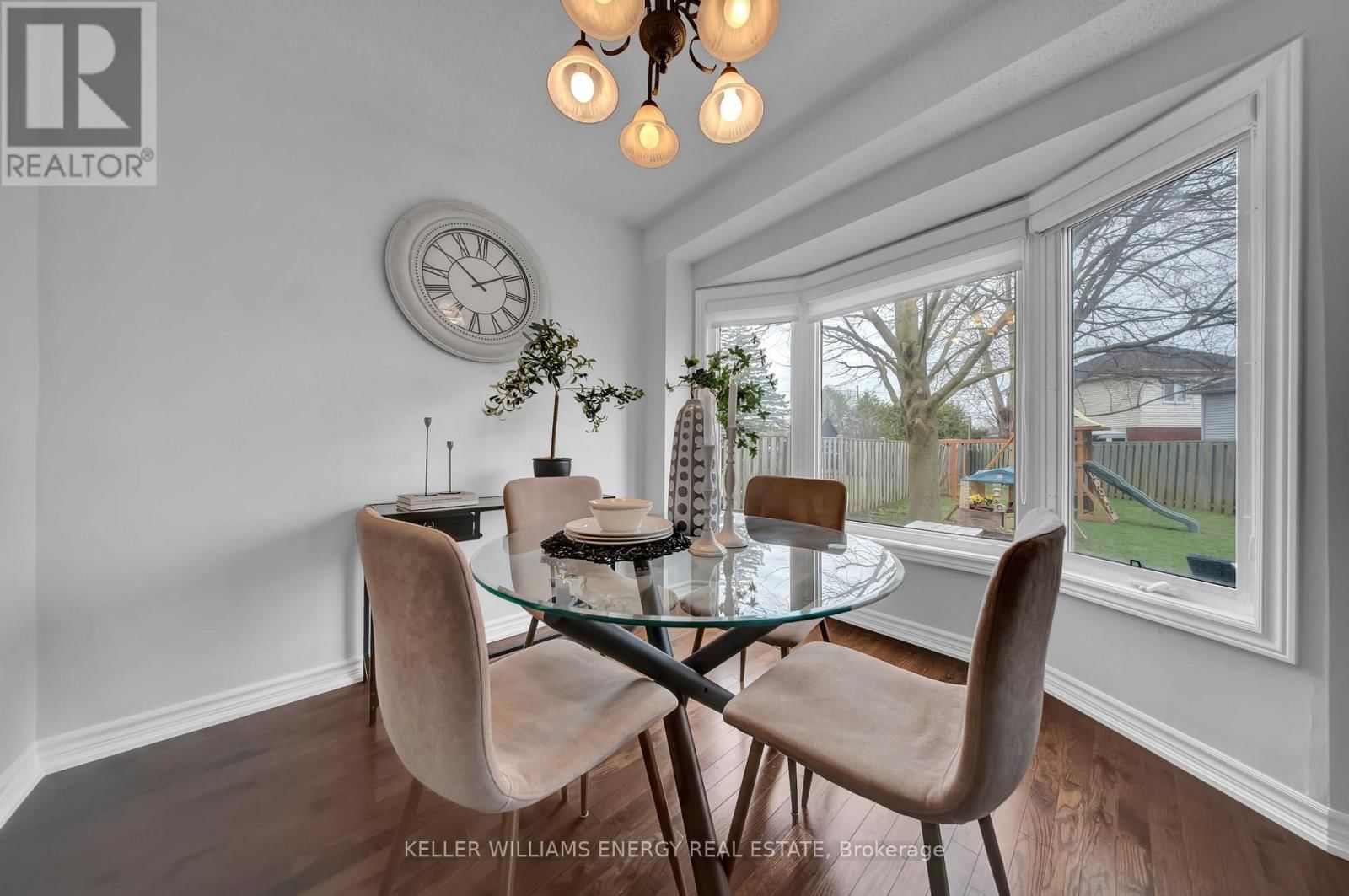 39 LONGWOOD COURT Image 15