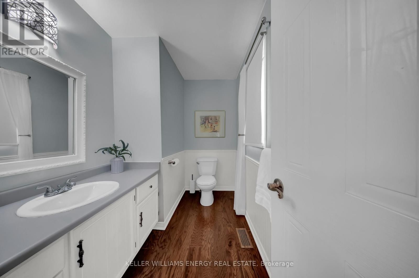 39 LONGWOOD COURT Image 30