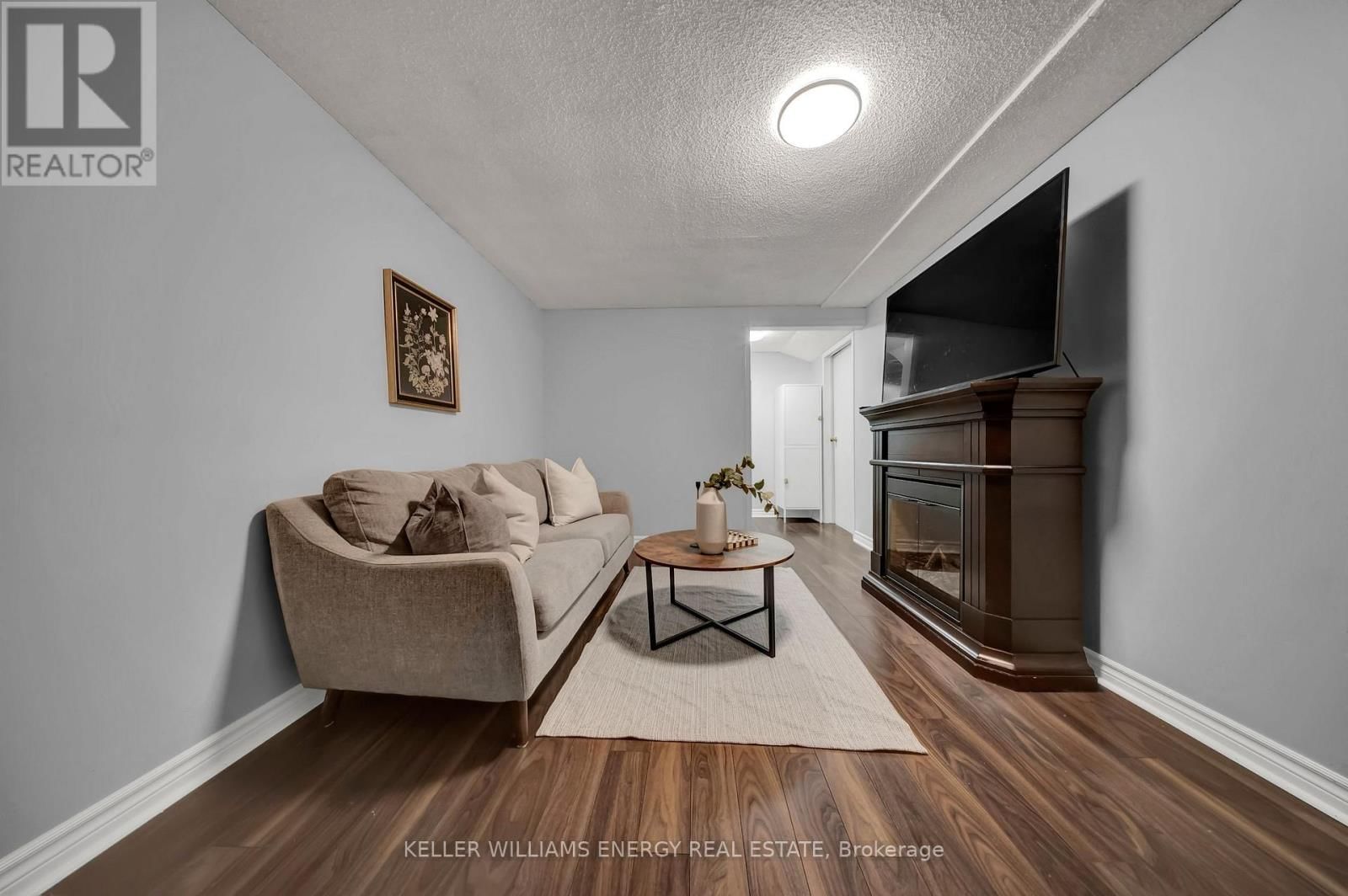 39 LONGWOOD COURT Image 40