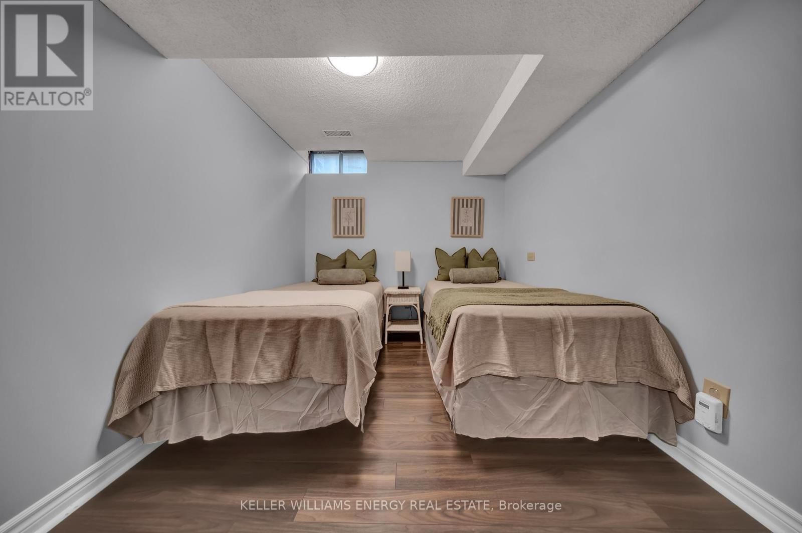 39 LONGWOOD COURT Image 41