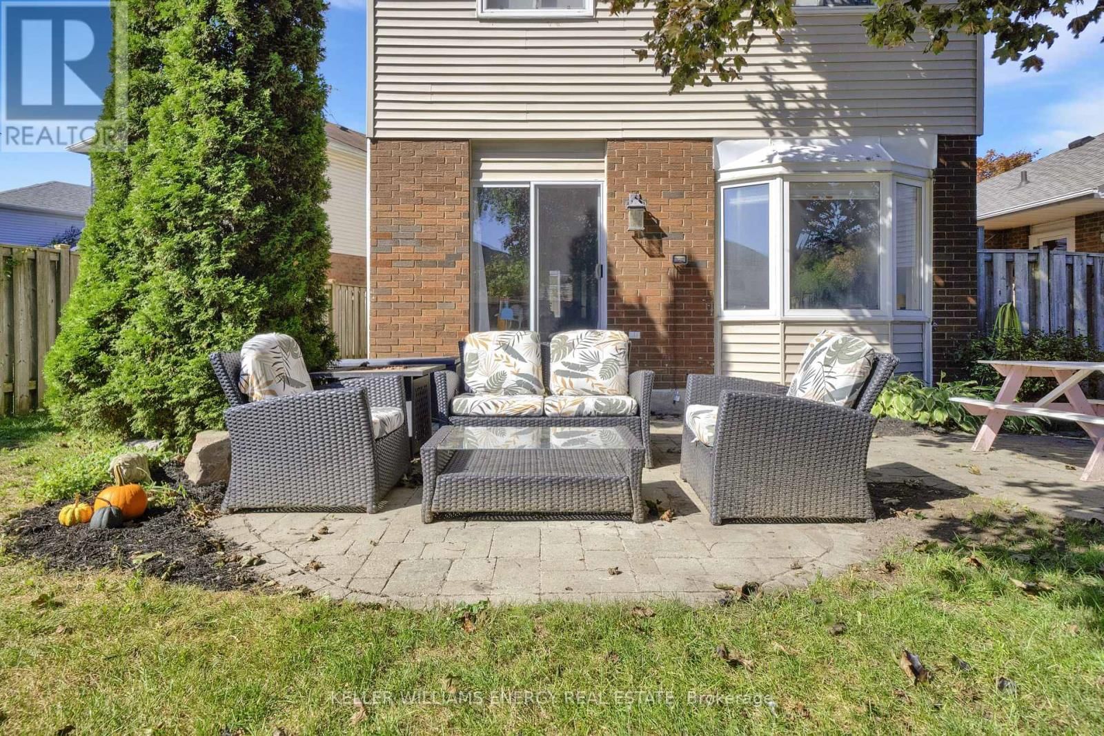 39 LONGWOOD COURT Image 48