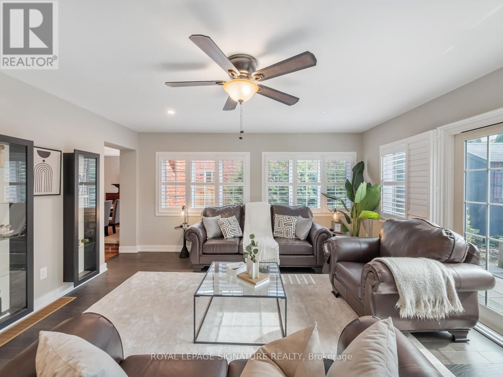 28 BOWES GARDEN COURT Image 12