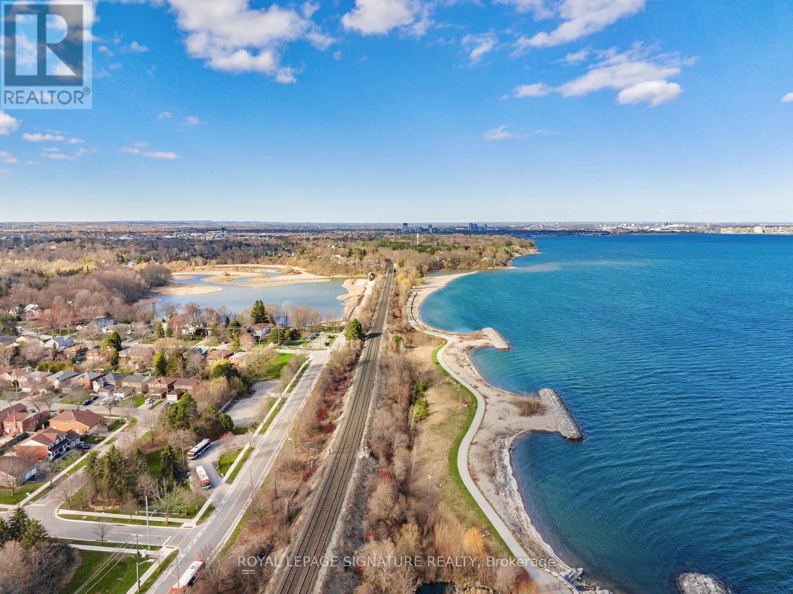 28 BOWES GARDEN COURT Image 48