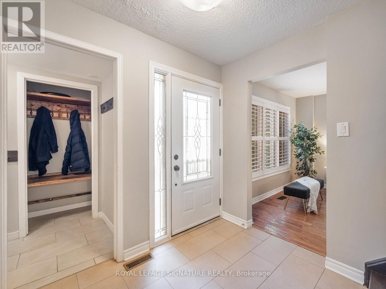 28 BOWES GARDEN COURT Image 5