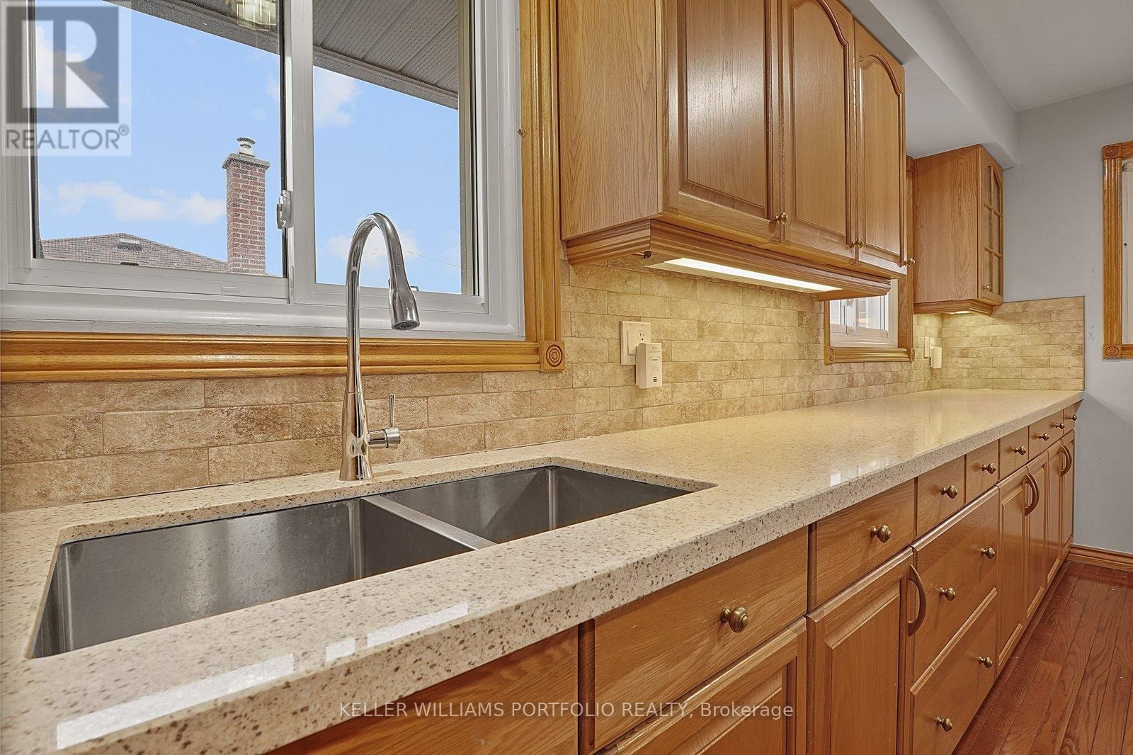 68 ATHABASCA STREET Image 14